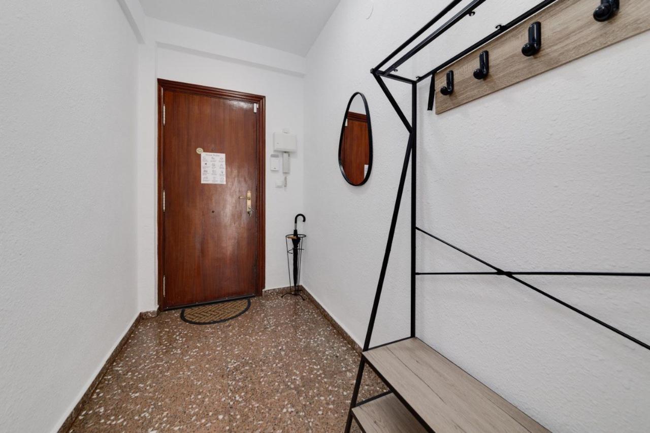 Comfortable Apartment With Wi-Fi Alicante Kültér fotó
