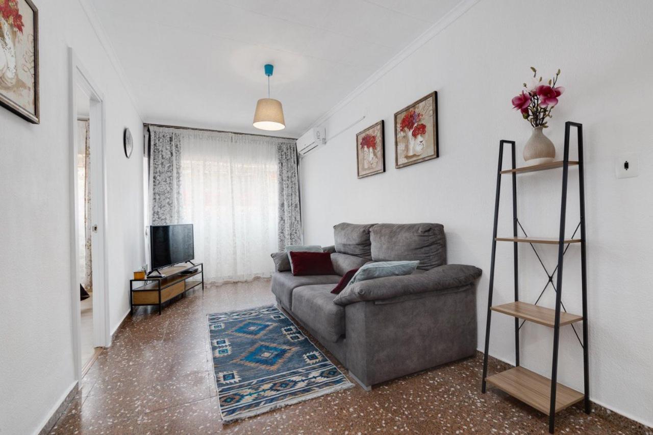 Comfortable Apartment With Wi-Fi Alicante Kültér fotó