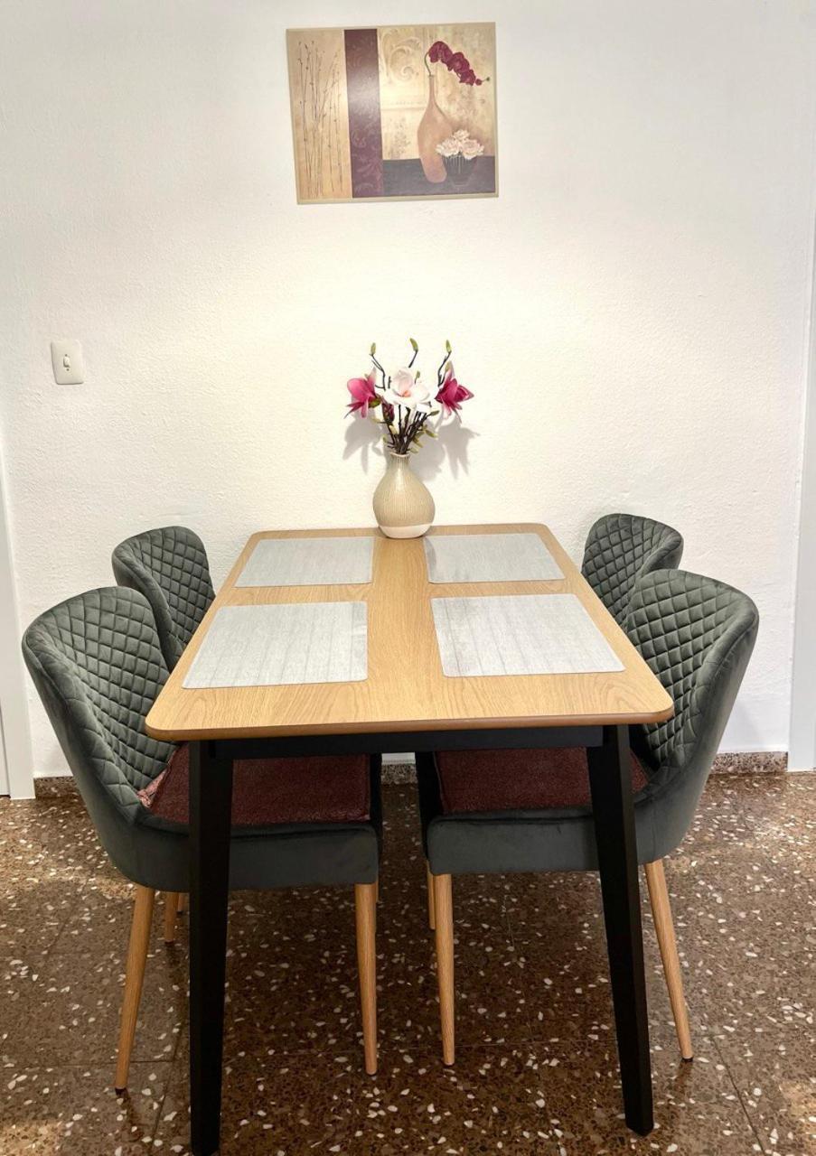 Comfortable Apartment With Wi-Fi Alicante Kültér fotó